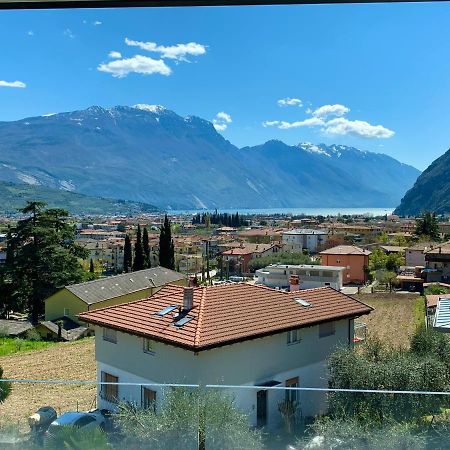 Visioni Lake View Boutique Rooms & Breakfast - Adults Friendly Riva del Garda Exterior foto