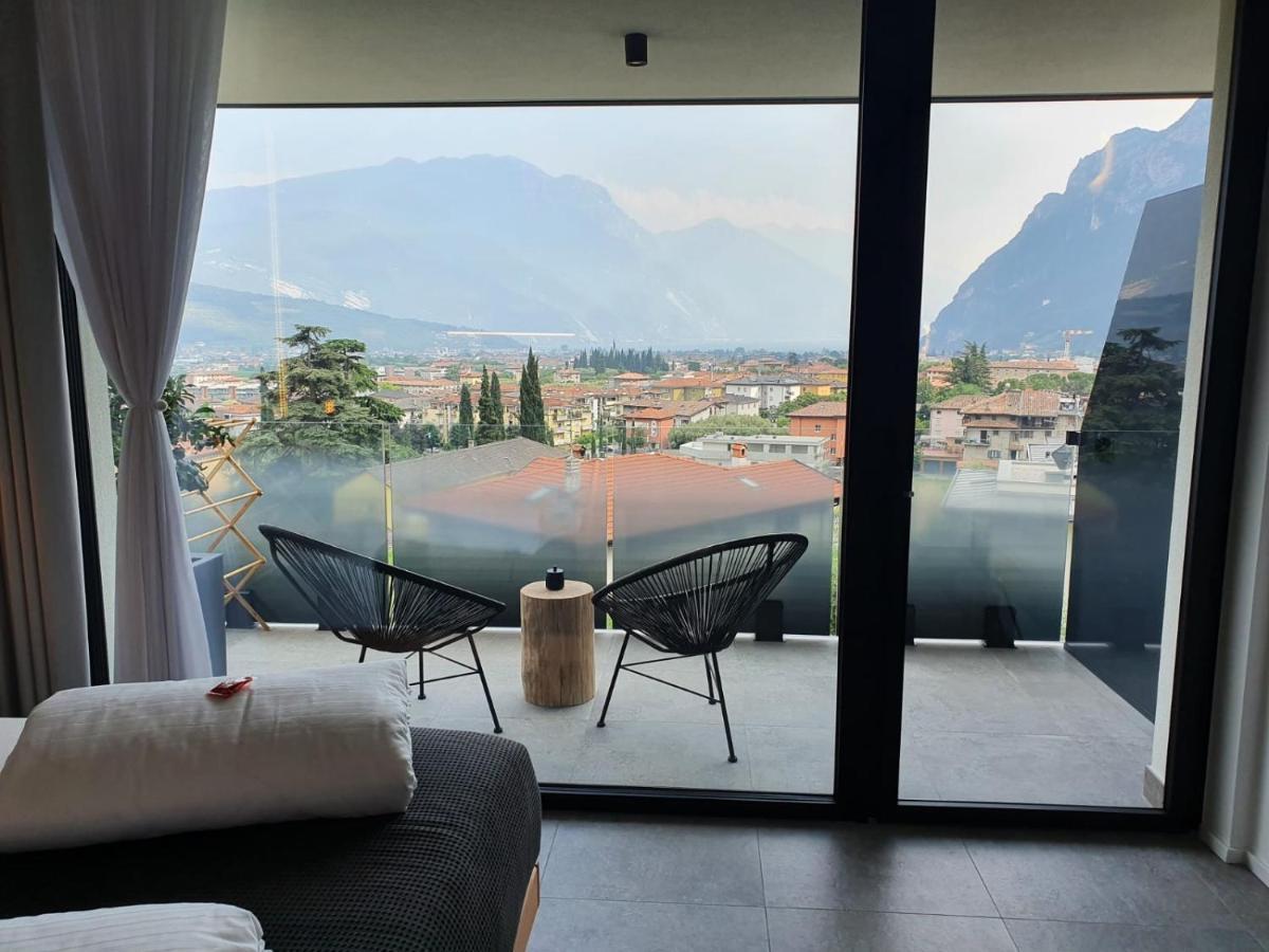 Visioni Lake View Boutique Rooms & Breakfast - Adults Friendly Riva del Garda Exterior foto